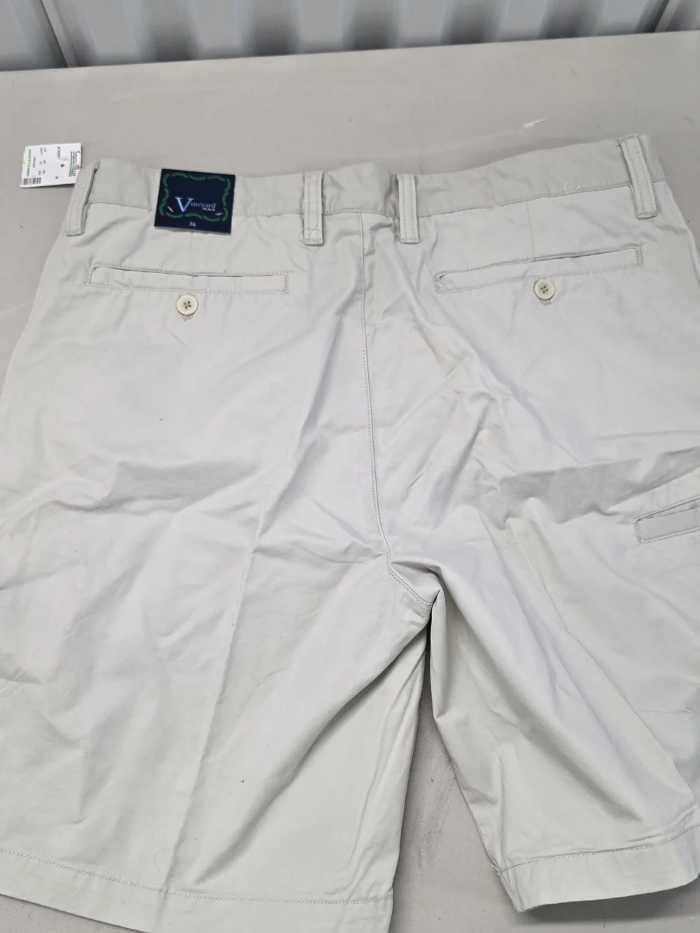 Vineyard Place Chino Khaki Shorts Men's Size 36x9 NWT